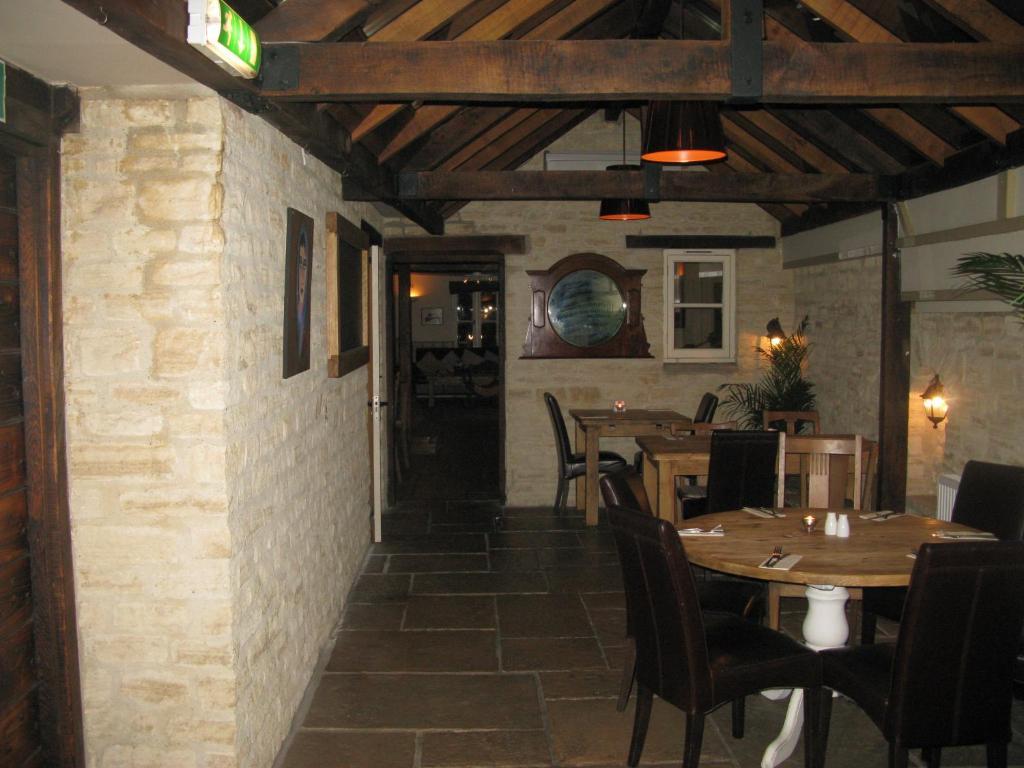 The Chequers Inn Cassington ภายนอก รูปภาพ
