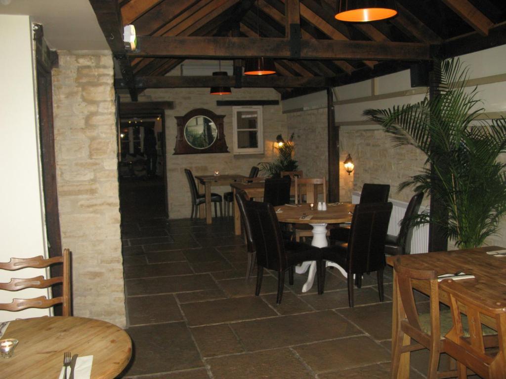 The Chequers Inn Cassington ภายนอก รูปภาพ
